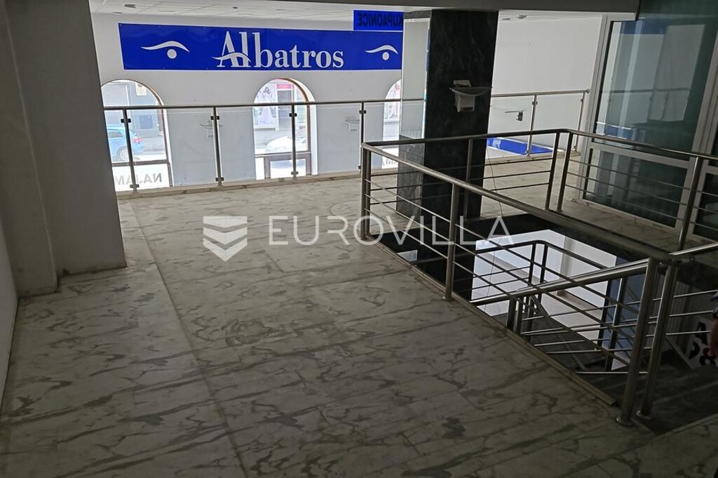 Image 6202325 - 3