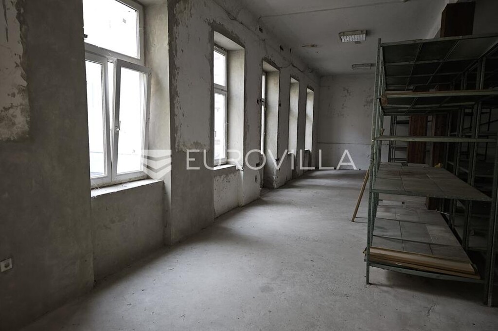 Image 6202325 - 11
