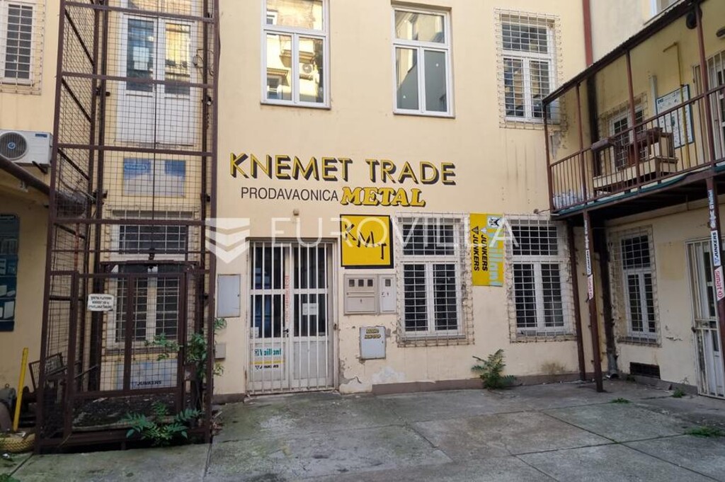 Image 6202325 - 6