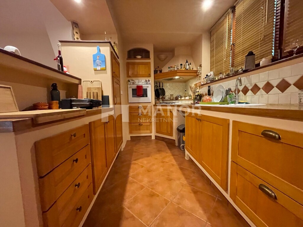 Image 6202467 - 10