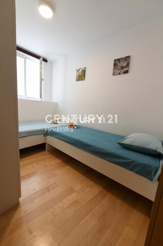 Thumbnail 6202517 - 12