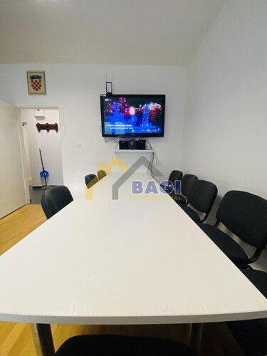 Thumbnail 6202911 - 4