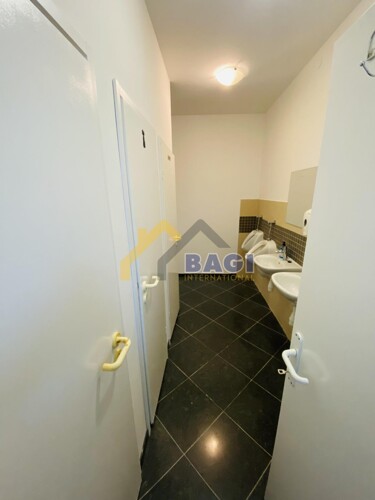 Thumbnail 6202911 - 3