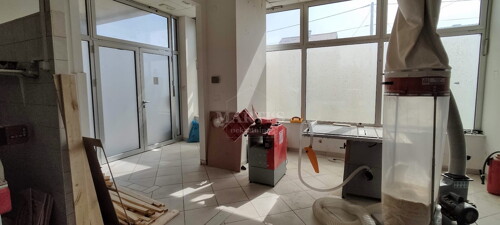 Thumbnail 6203092 - 11
