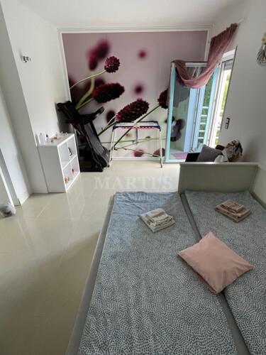 Thumbnail 6203093 - 11