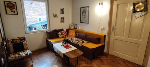 Karlovac, Banija, 55m2, 2 sobe, 1 kat + potkrovlje