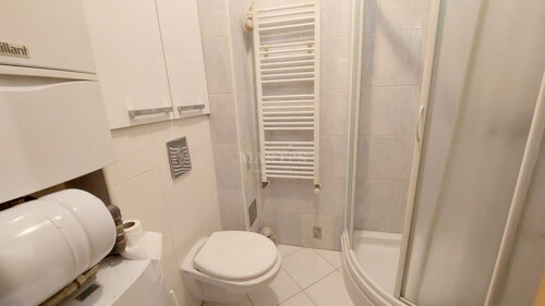 Thumbnail 6203144 - 10