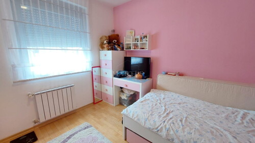 Thumbnail 6203144 - 6
