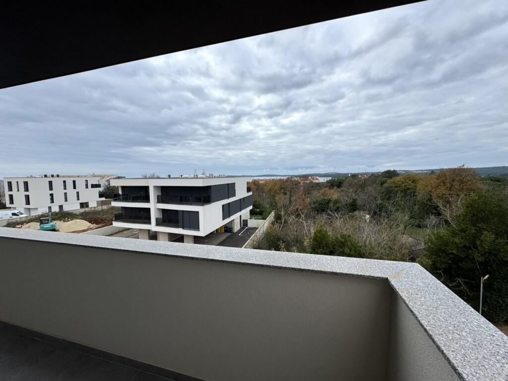 Image 6203286 - 1