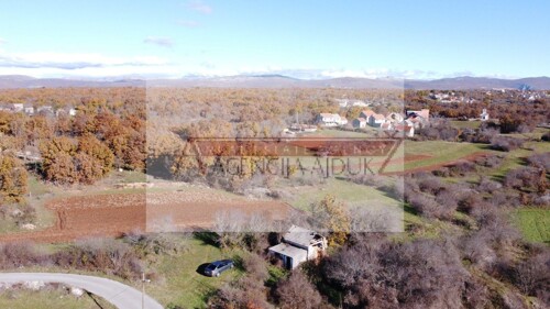 Thumbnail 6203316 - 8