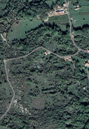 Poljoprivredno zemljište- Lazarići , 1918 m2 - POVOLJNO