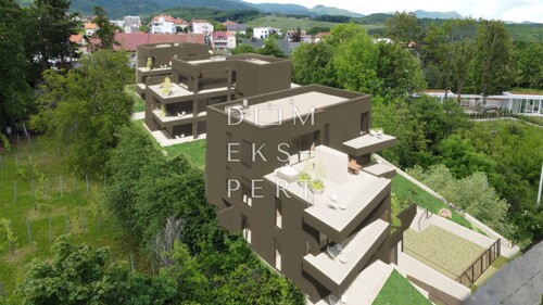 Thumbnail 6203741 - 6