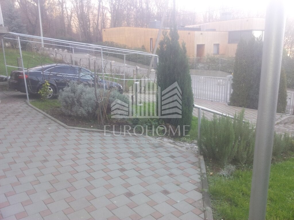 Image 6203745 - 9