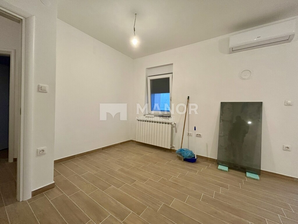 Image 6203889 - 8