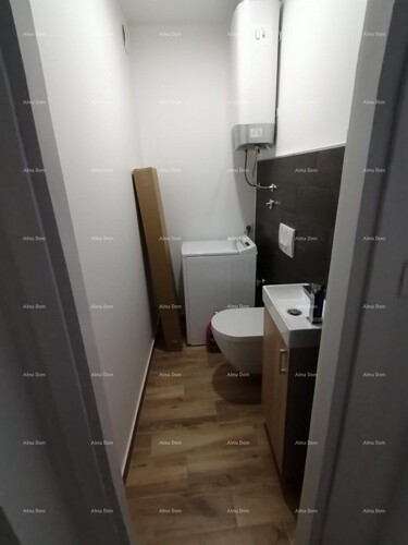 Thumbnail 6204130 - 8