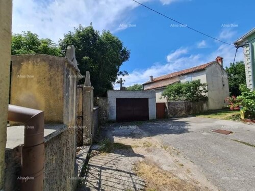 Kuća Prodaje se stara kamena istarska kuća, Labin