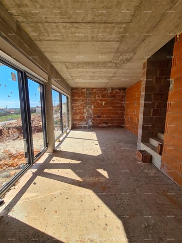 Thumbnail 6204255 - 10