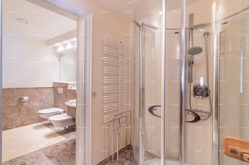 Thumbnail 6205092 - 36