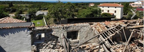 Thumbnail 6205330 - 4