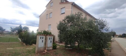 Kuća Prodaju se kuća 520 m2, Vodnjan