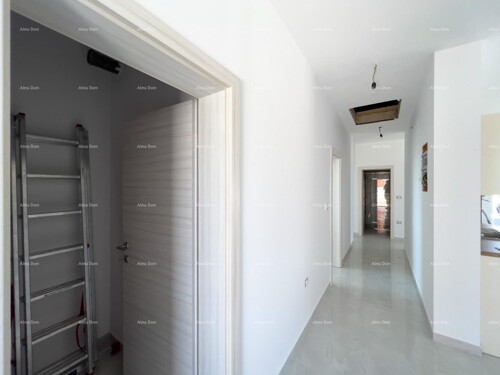 Thumbnail 6205738 - 7