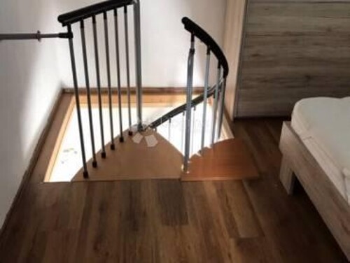 Thumbnail 6206433 - 5