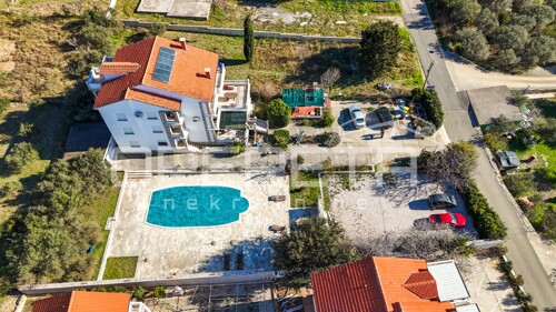 Apartmanski objekt u Barbatu na otoku Rabu