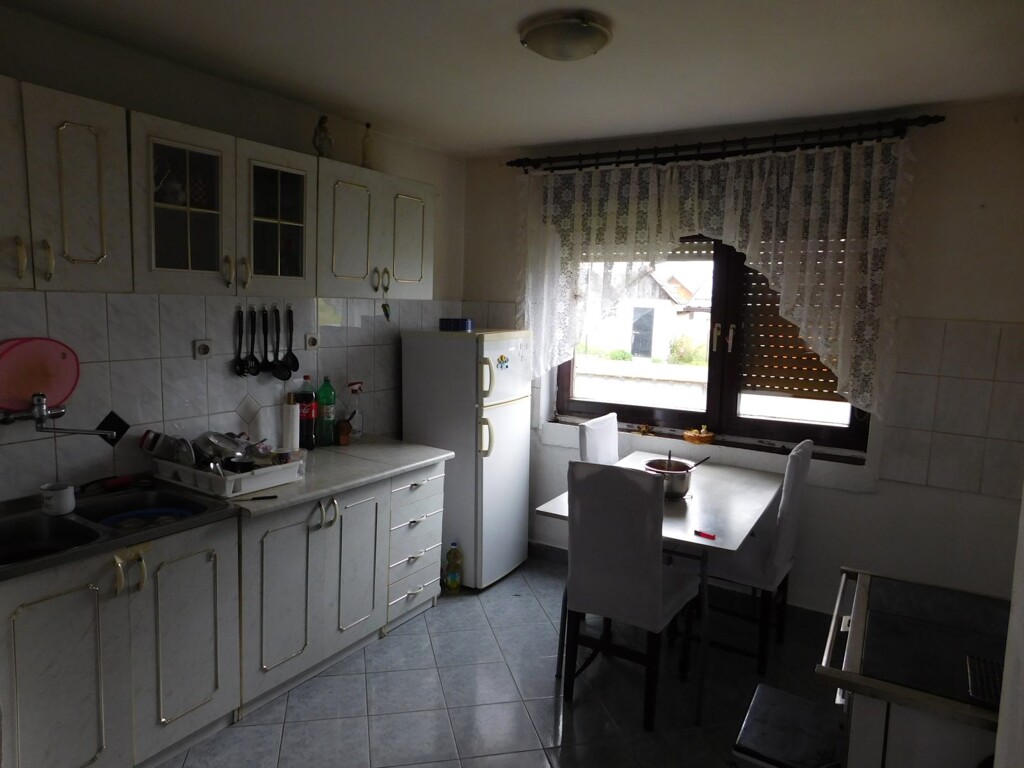 Image 6206806 - 8