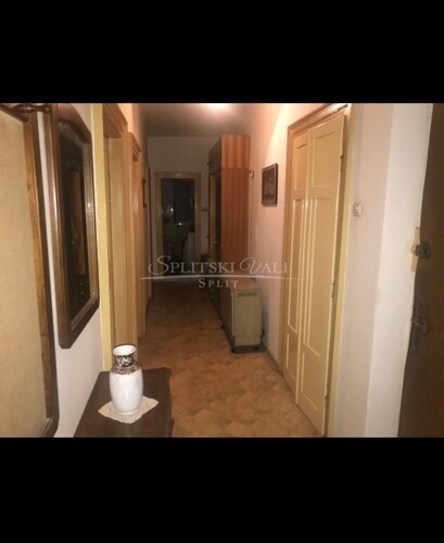 Thumbnail 6206975 - 2