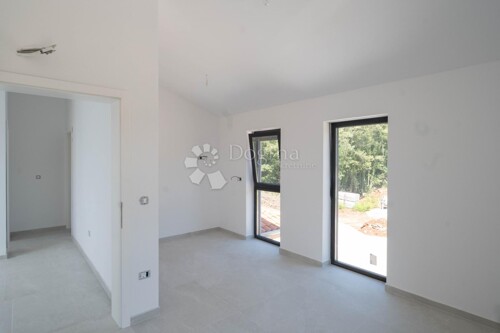 Thumbnail 6207176 - 11