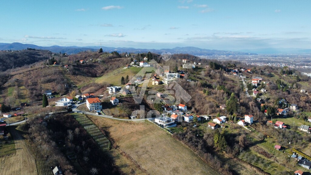 Image 6207557 - 11
