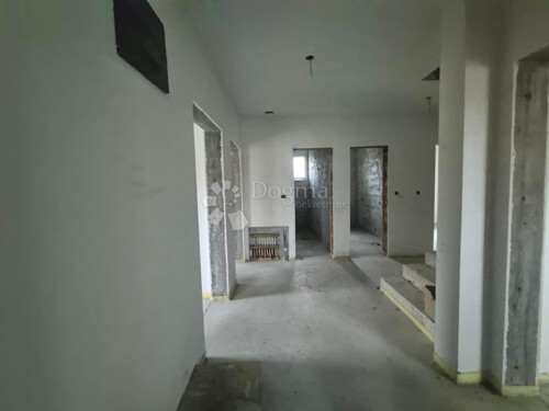 ROH BAU KUĆA