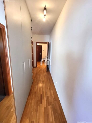 Thumbnail 6208110 - 10