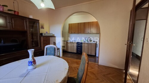 Thumbnail 6208170 - 6
