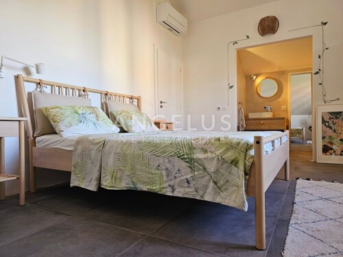 Thumbnail 6208360 - 25