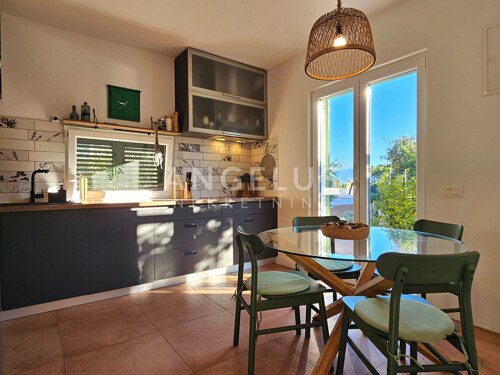 Thumbnail 6208360 - 7