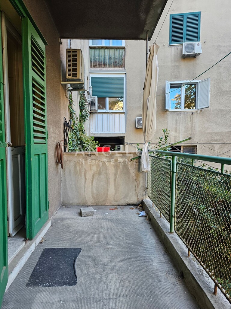 Image 6208376 - 19