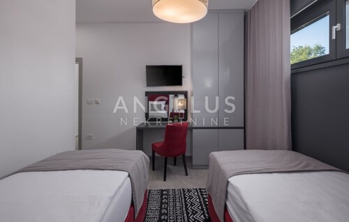 Thumbnail 6208390 - 23