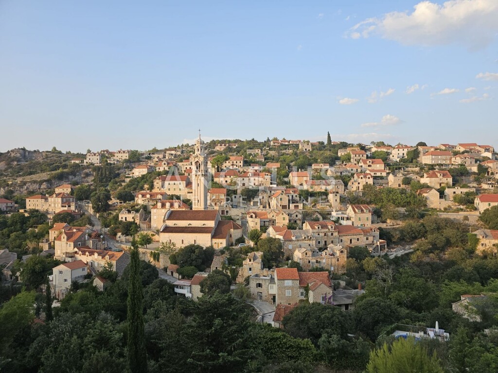Image 6208419 - 9