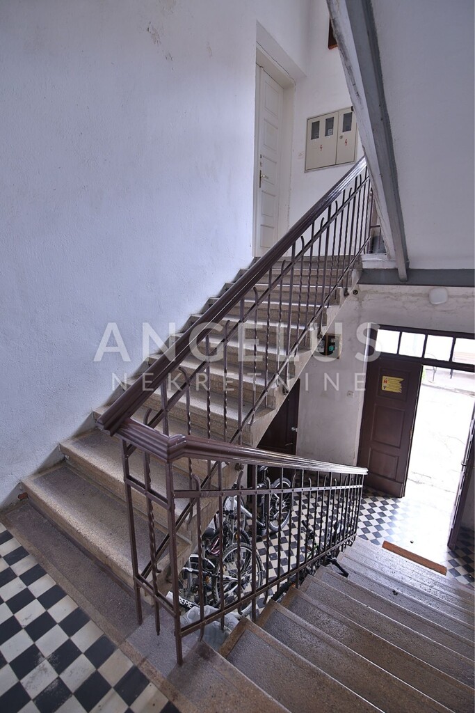 Image 6208635 - 21