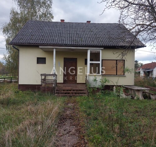 Vrbovec, Lonjica - kuća 120 m2, gosp. zgrada 60 m2, na parce