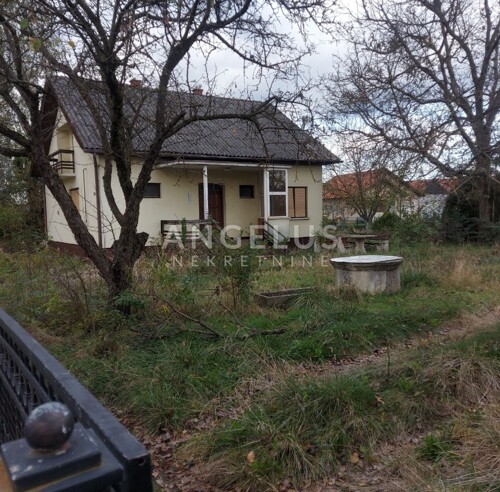 Vrbovec, Lonjica - kuća 120 m2, gosp. zgrada 60 m2, na parce