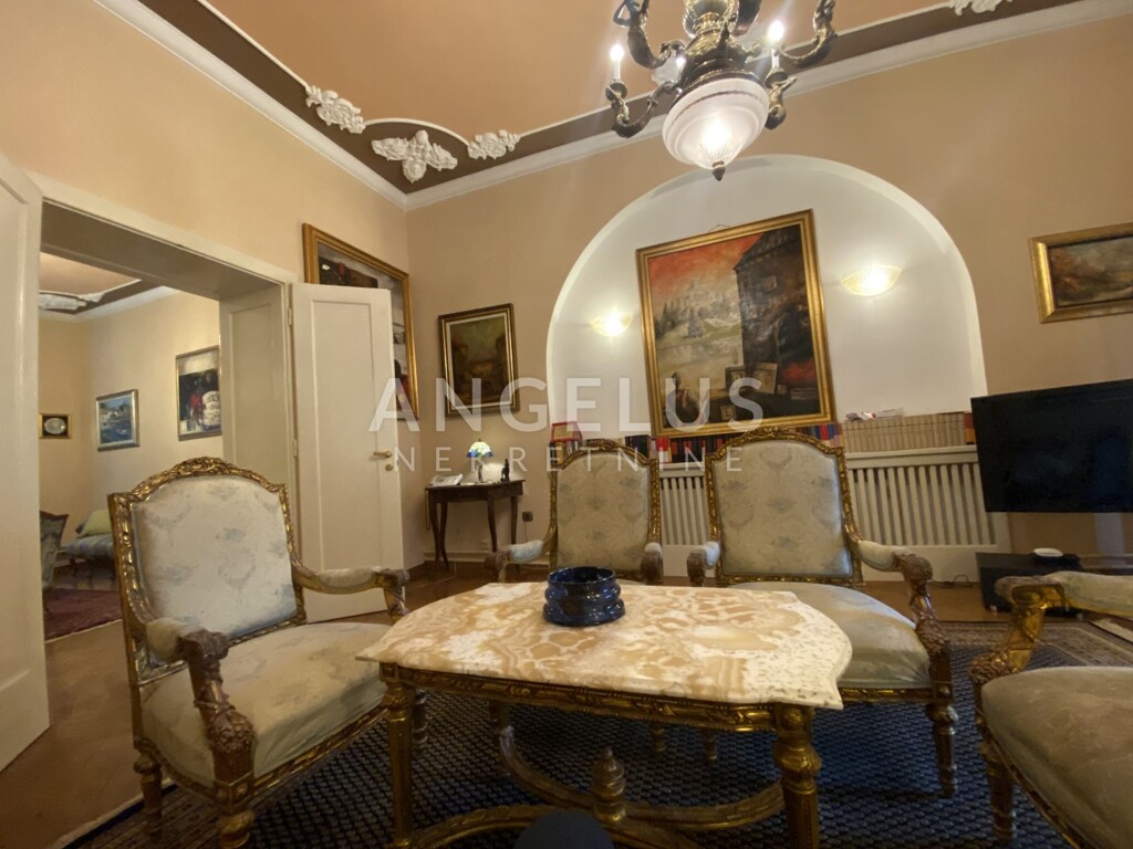 Image 6208676 - 6