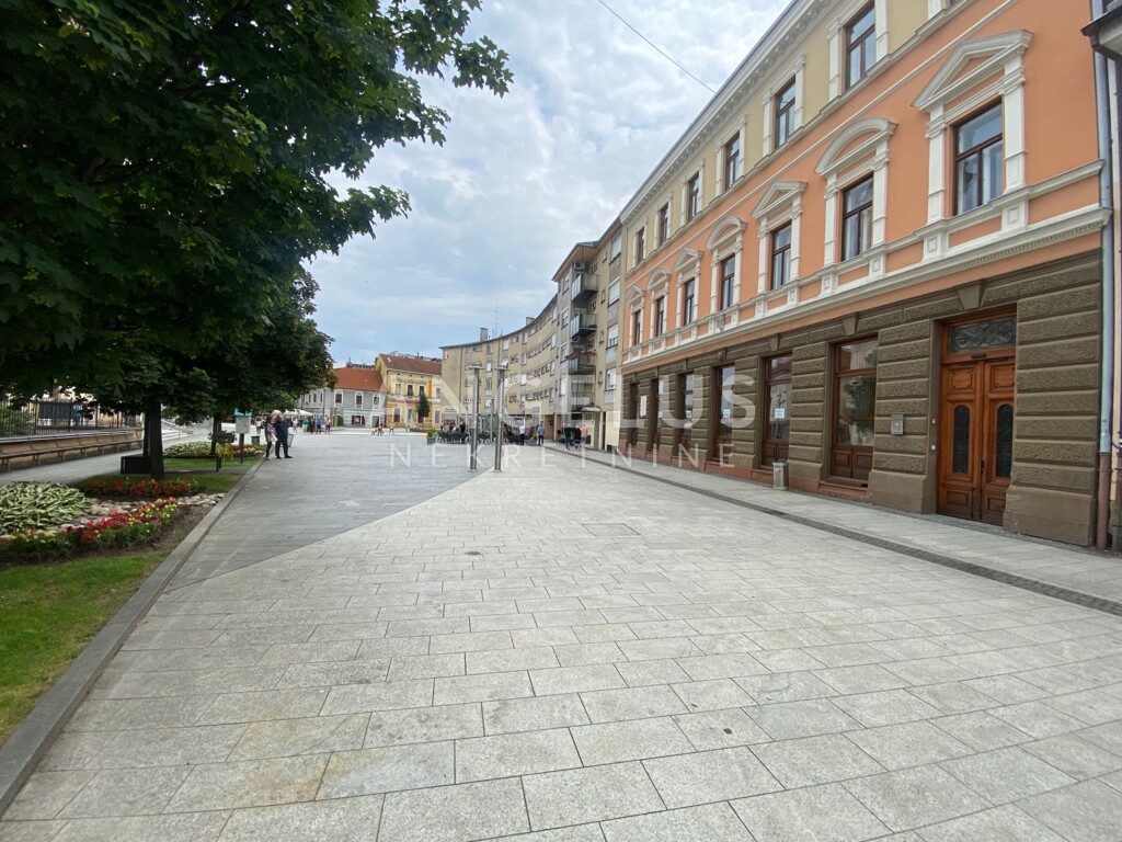 Image 6208702 - 2
