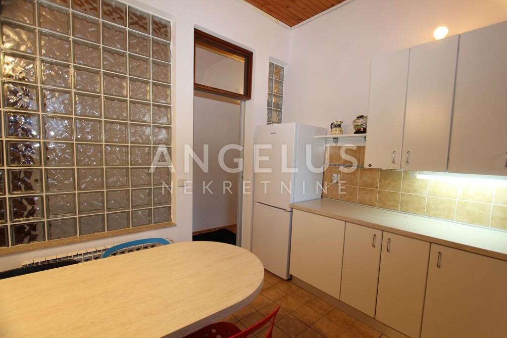 Image 6208833 - 7