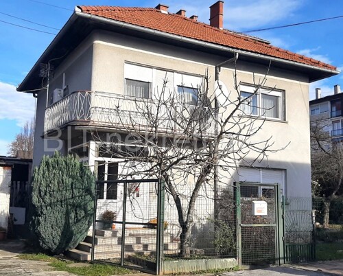 Obiteljska kuća, 160 m2