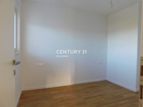 Thumbnail 6209408 - 7