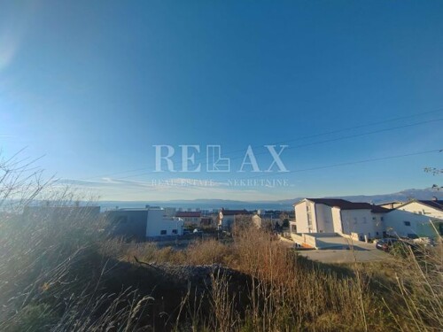 Thumbnail 6210177 - 3