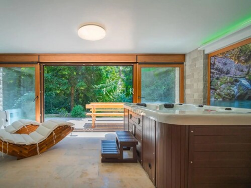 Fužine, Lič - Kuća s wellnessom 110 m2