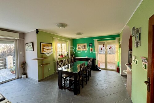 Thumbnail 6211228 - 9